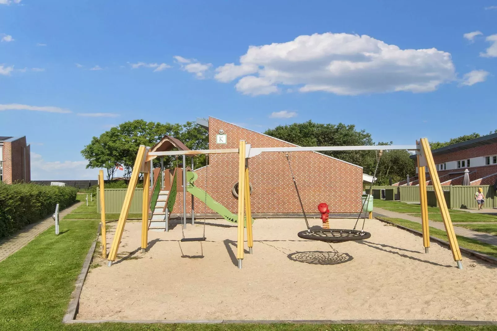 3 room,2 levels,dishwasher - Non tagué