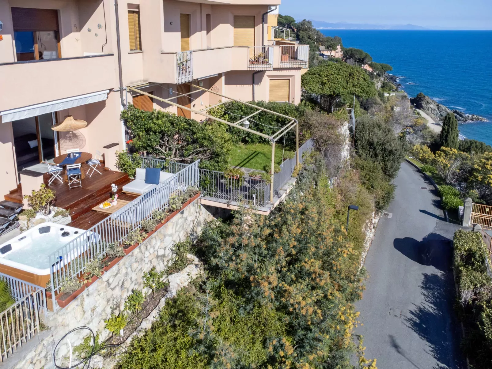 Casa Clio-Outside