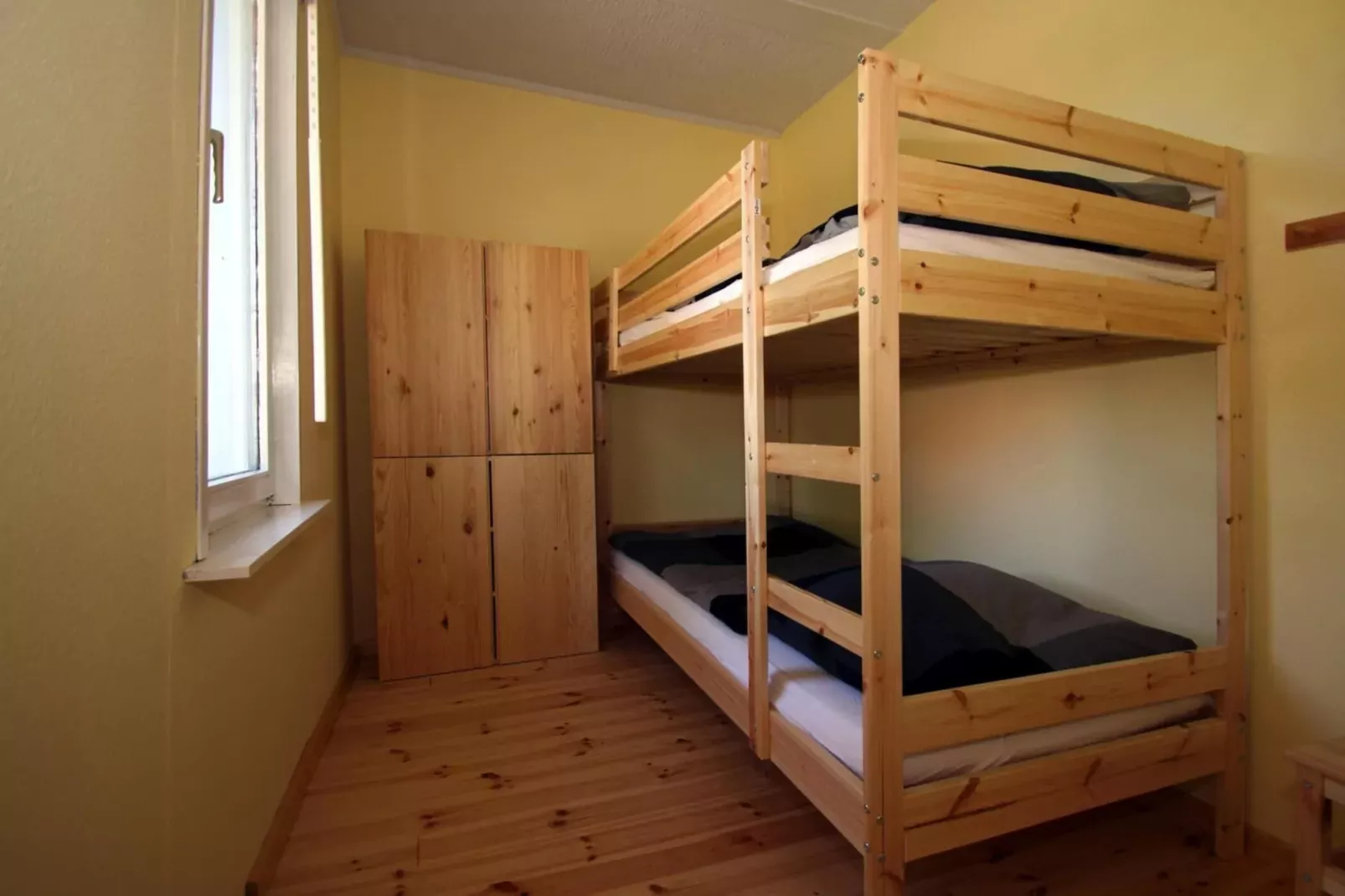 Bungalow 5  Malchow-Schlafzimmer