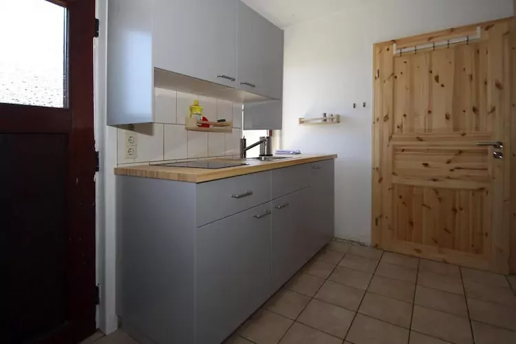 Bungalow 6 Waren-Kitchen