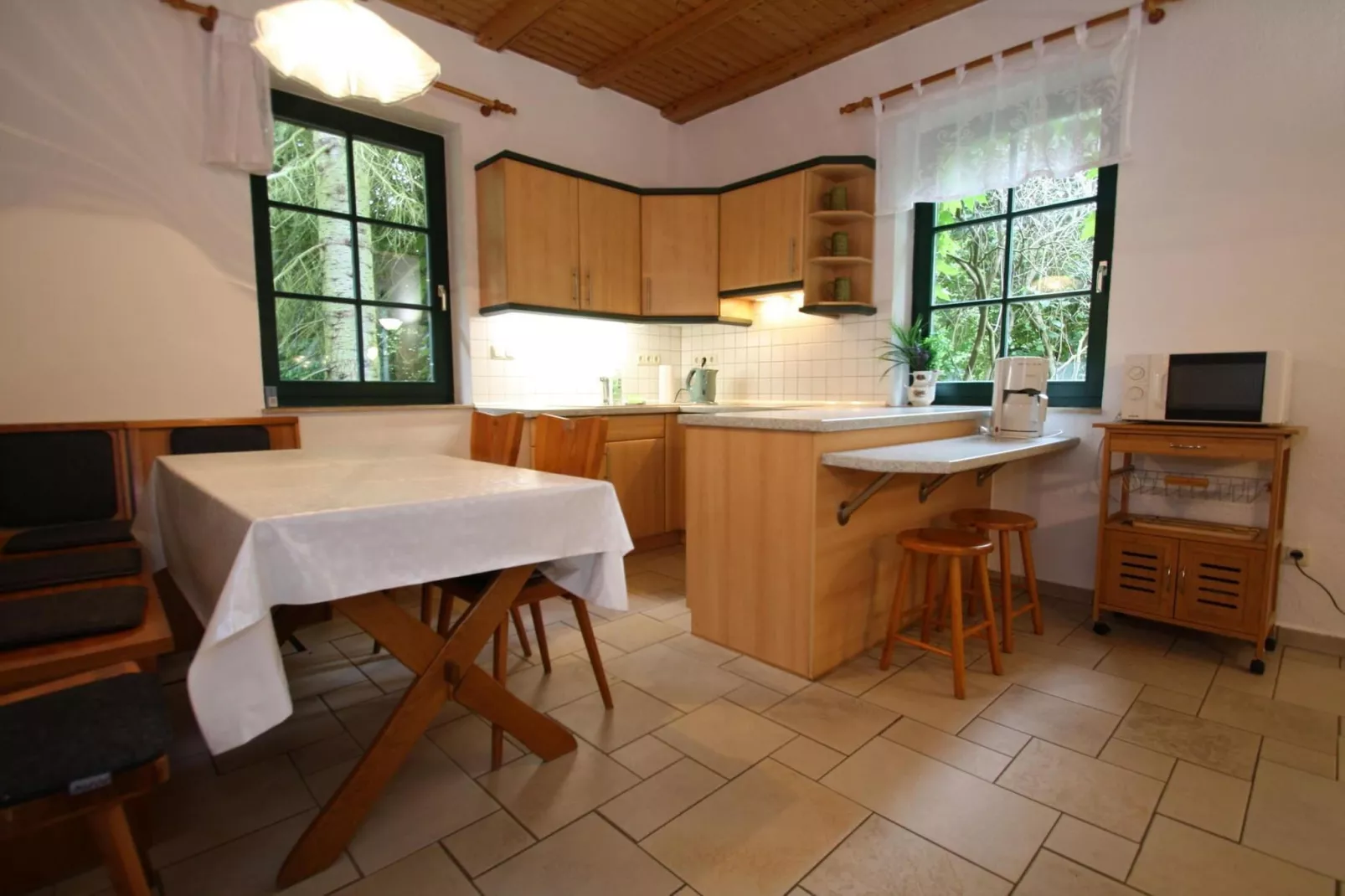 Doppelhaushälte Waldkautz-Kitchen