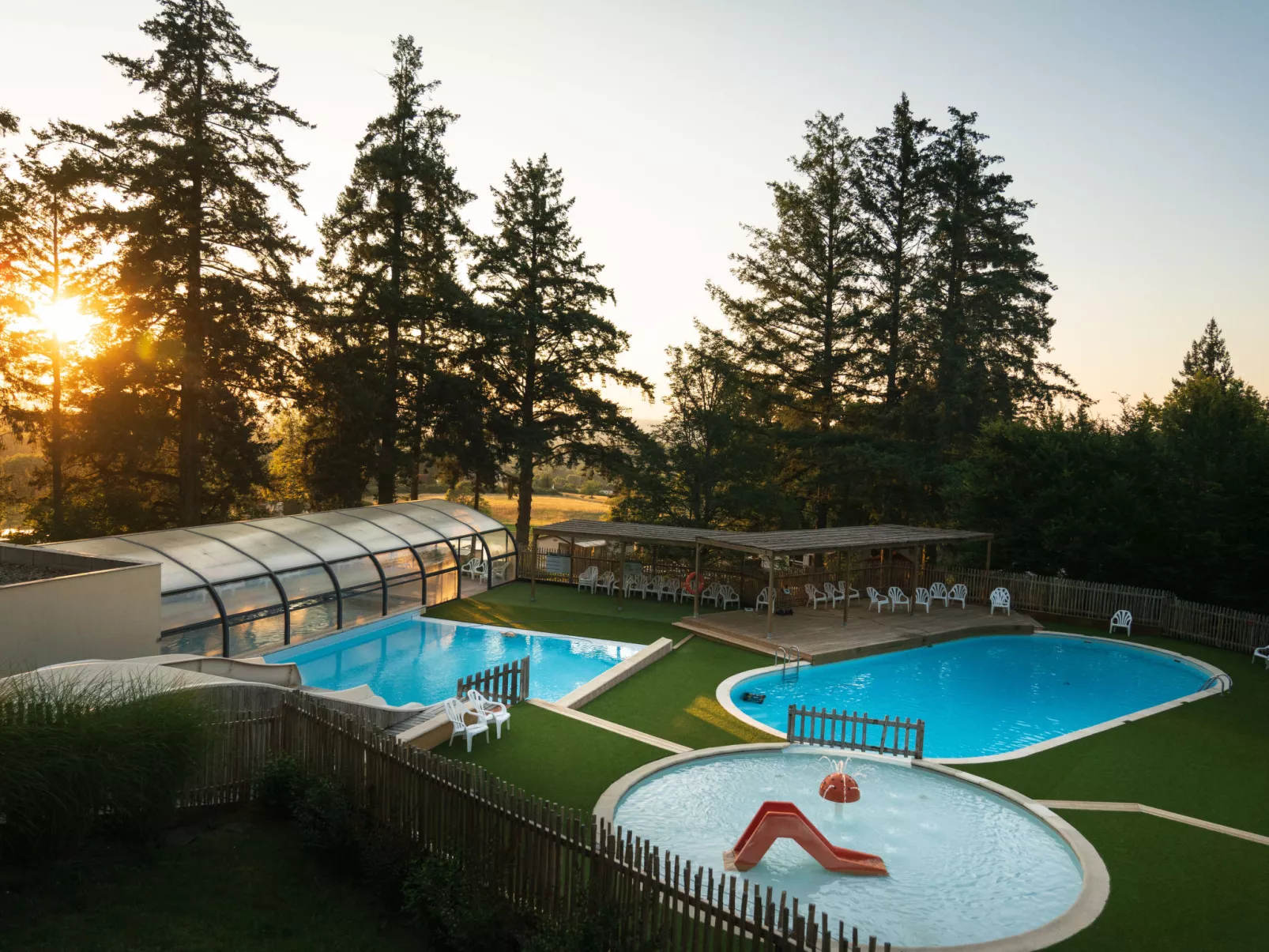 Prestige 2 chambres 4 personnes-Outside