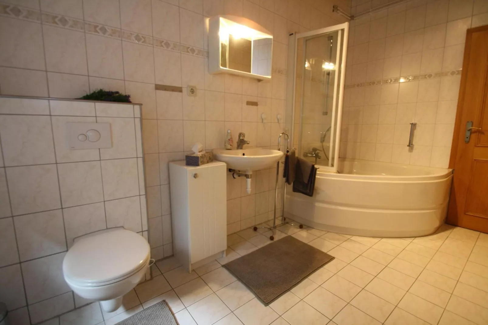 Doppelhaushälte Waldkautz-Bathroom