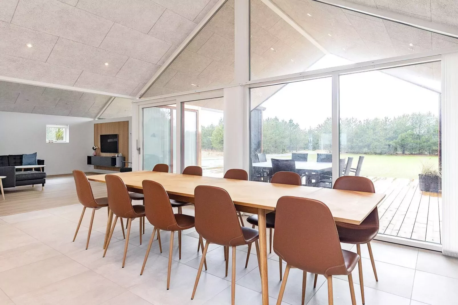 10 person holiday home in Jerup-By Traum-Indoor