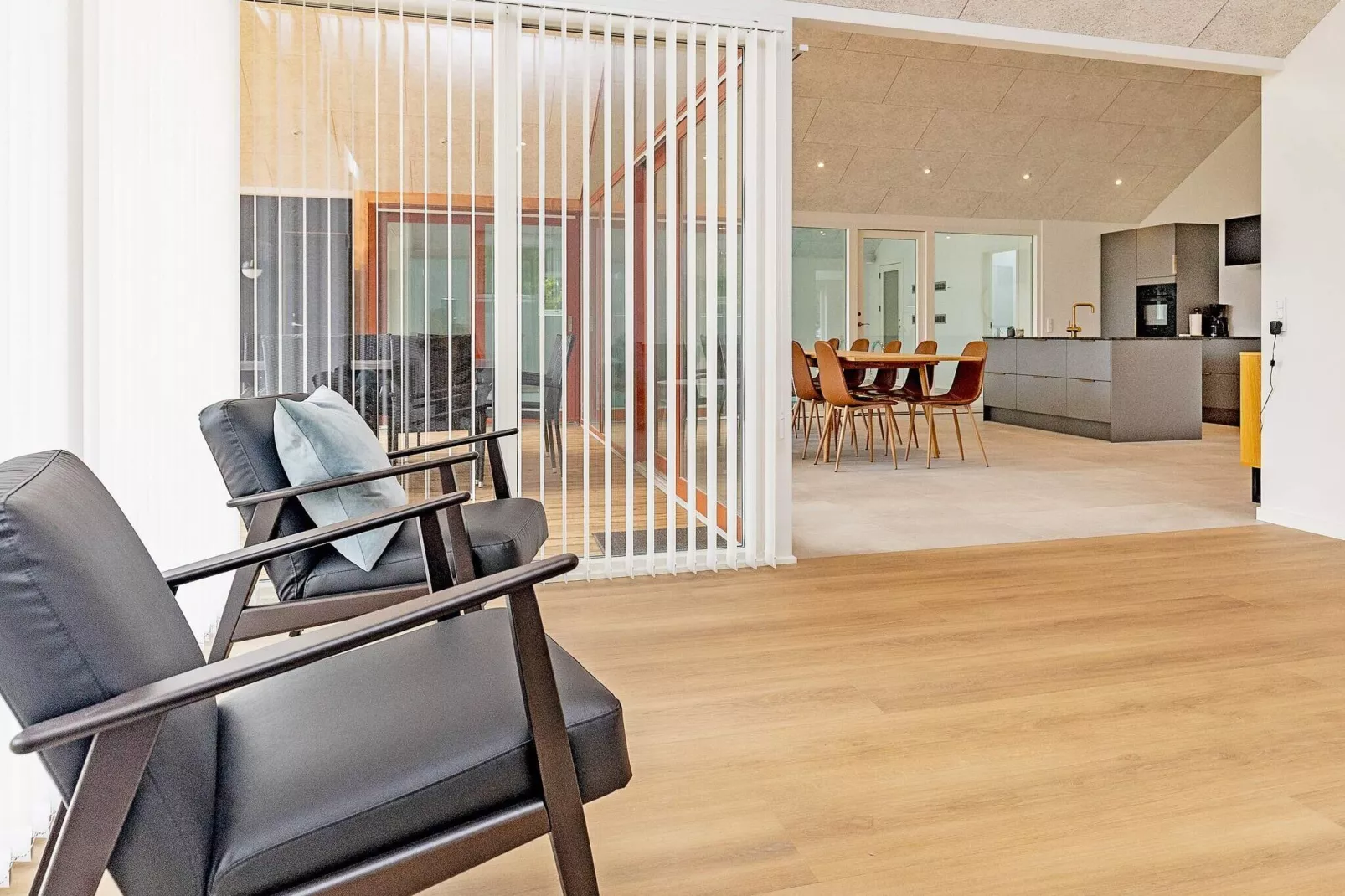 10 person holiday home in Jerup-By Traum-Indoor