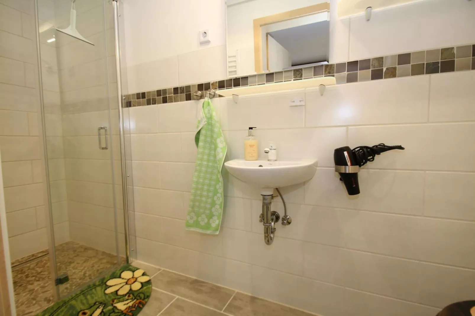 Fewo 12-Bathroom