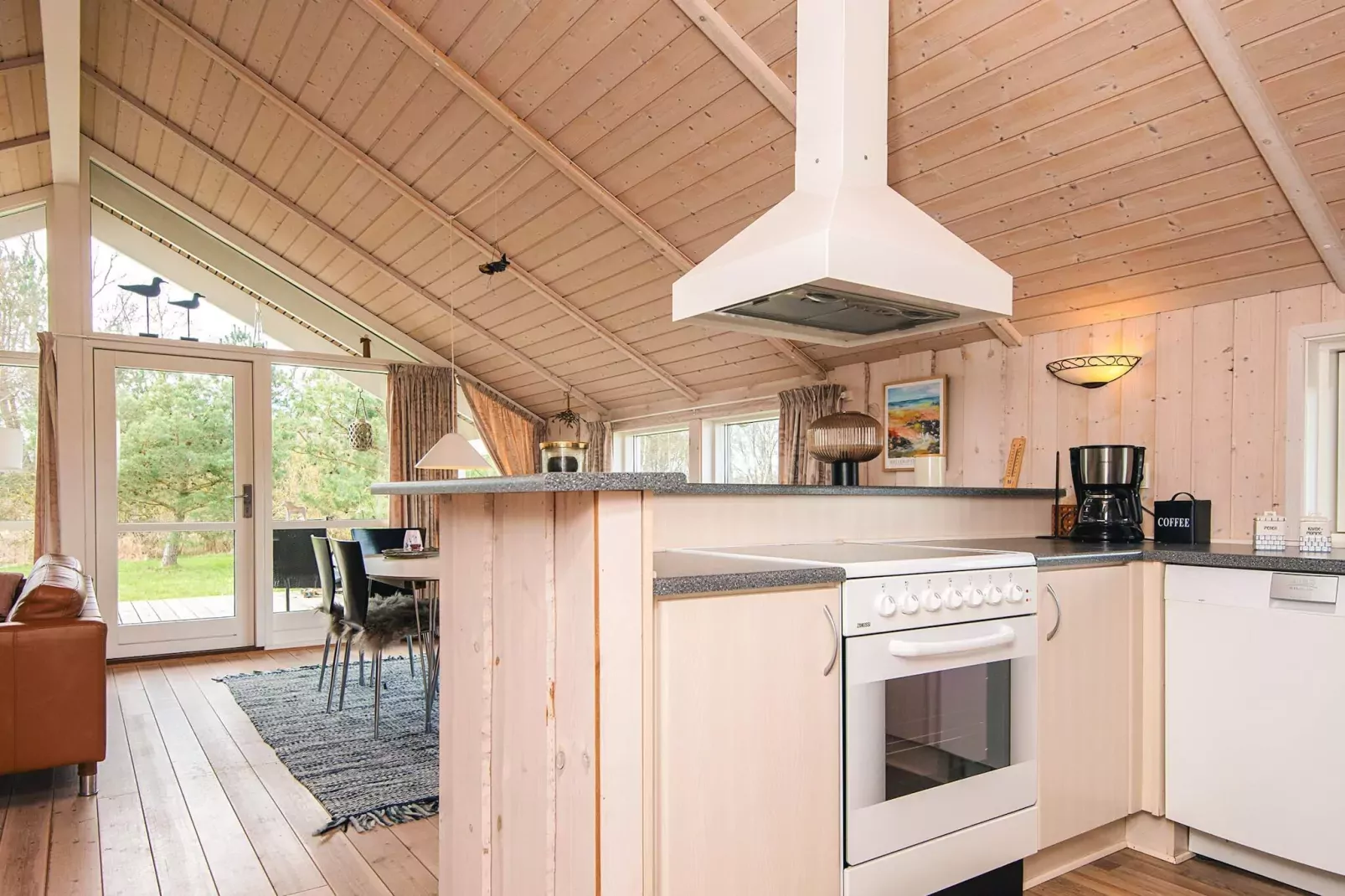 Comfortable Cottage with Large Grounds - By Traum Ferienwohnungen-Indoor