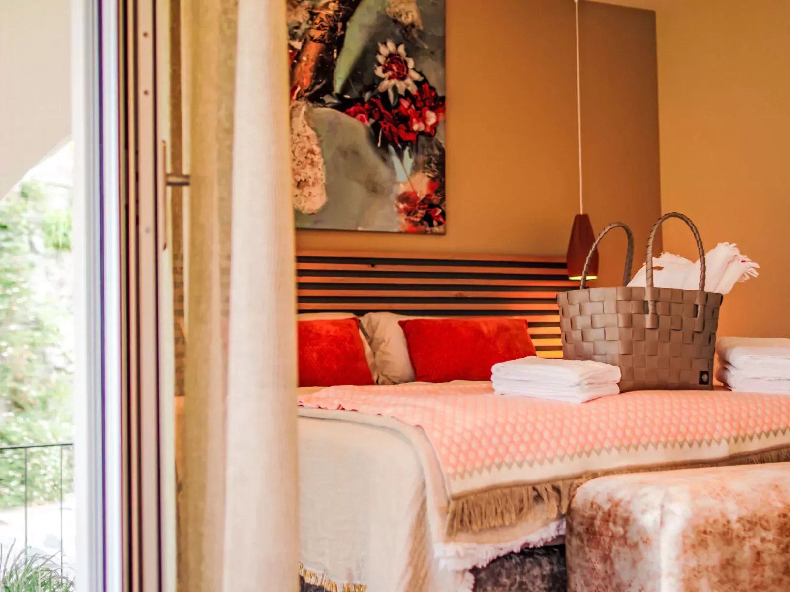 Garden Suite-Inside