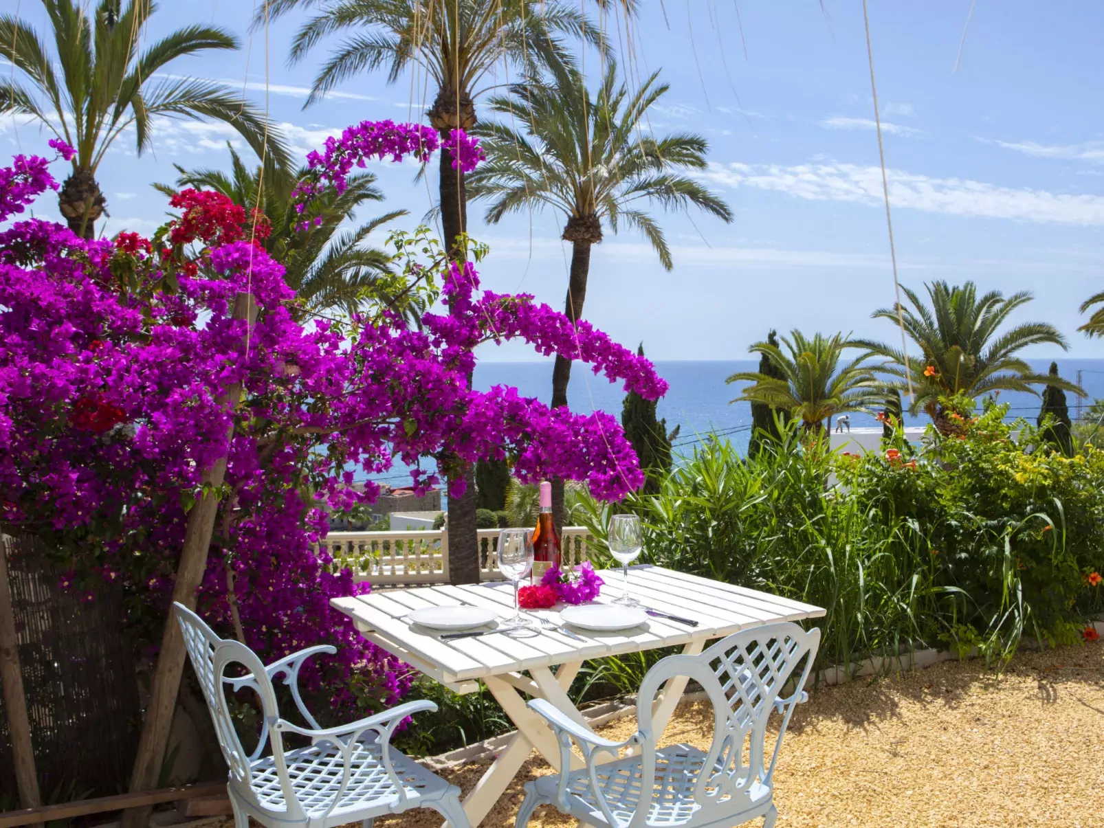 Cala Advocat-Draußen