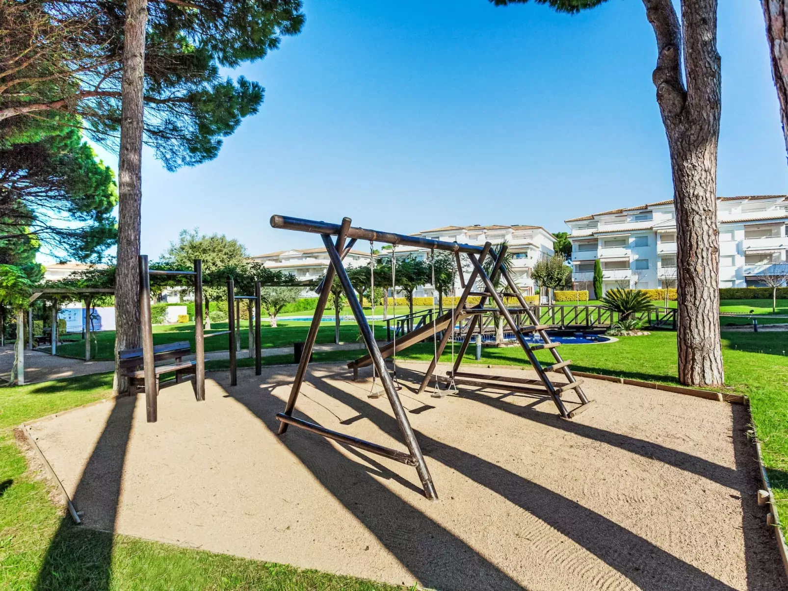GreenMar B Down/bajo acceso piscina/Pool-Dehors