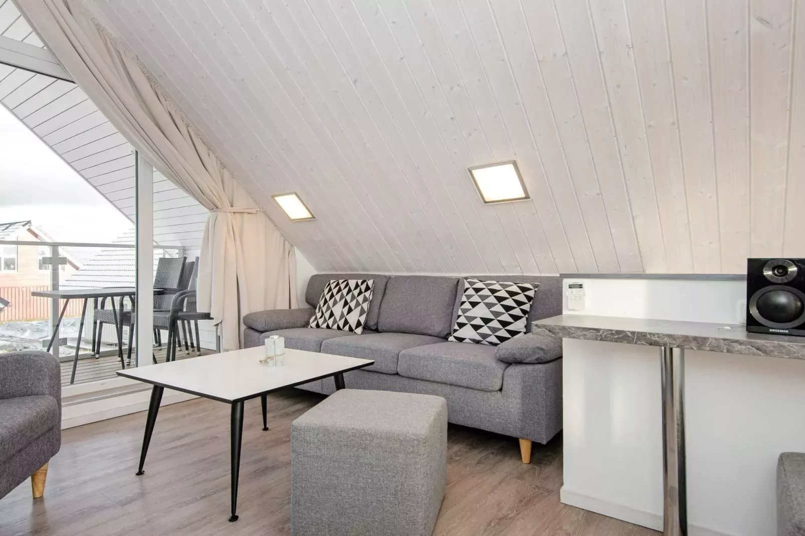 MERKUR 35+33 S DHH 2.+3.RH.-Intérieur