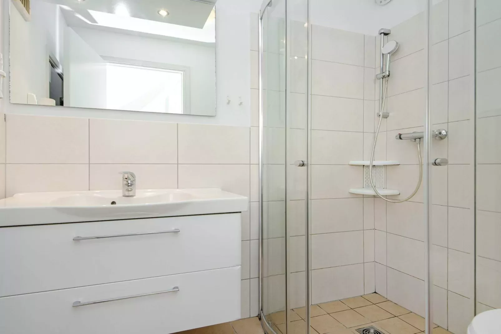 MERKUR 35+33 S DHH 2.+3.RH.-Intérieur