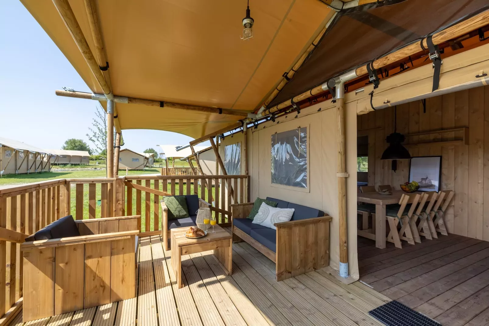 Villavakantiepark IJsselhof 6-Terrace balcony