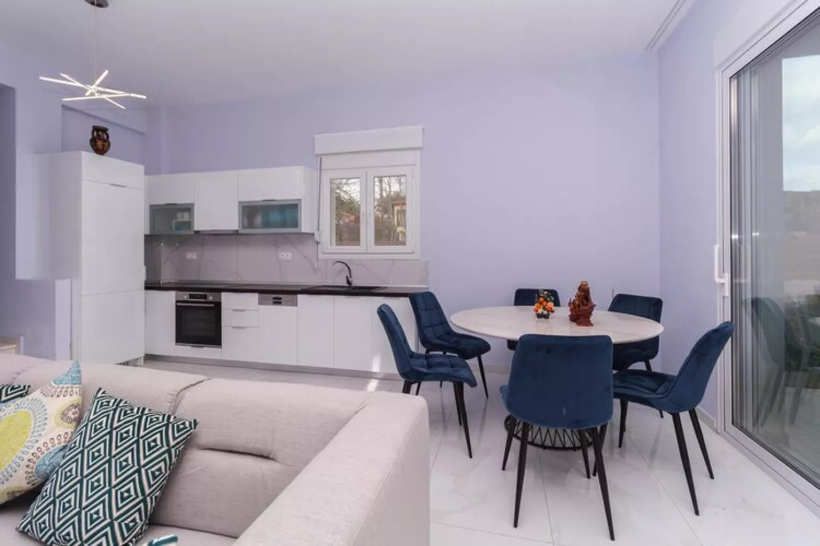 Acrotel Porto Brava Luxury Villas Ormos Panagias 4 bedroom villa 2 - 8 pax-Wohnzimmer