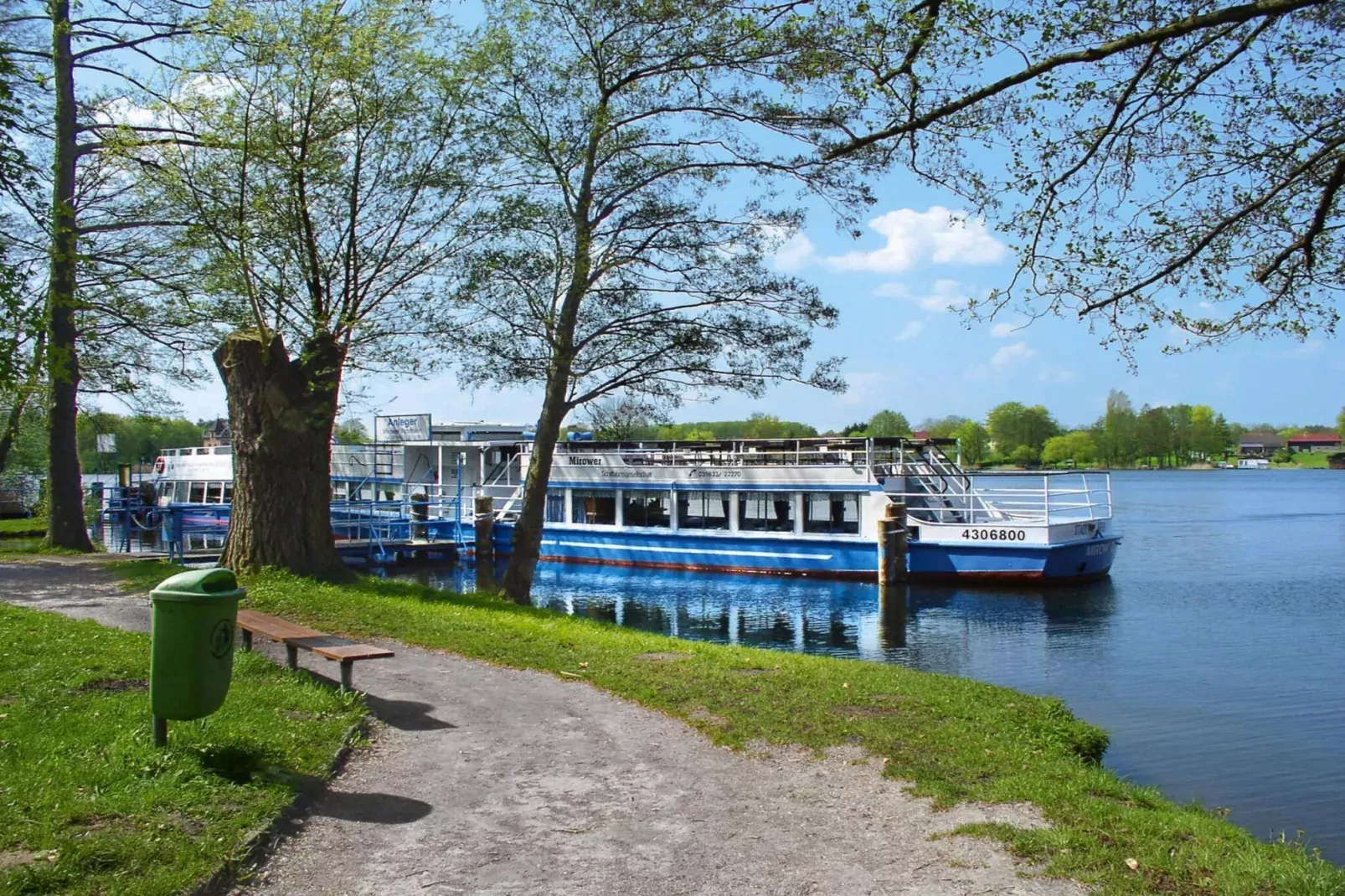 3-Raum-App 65 qm-Water view