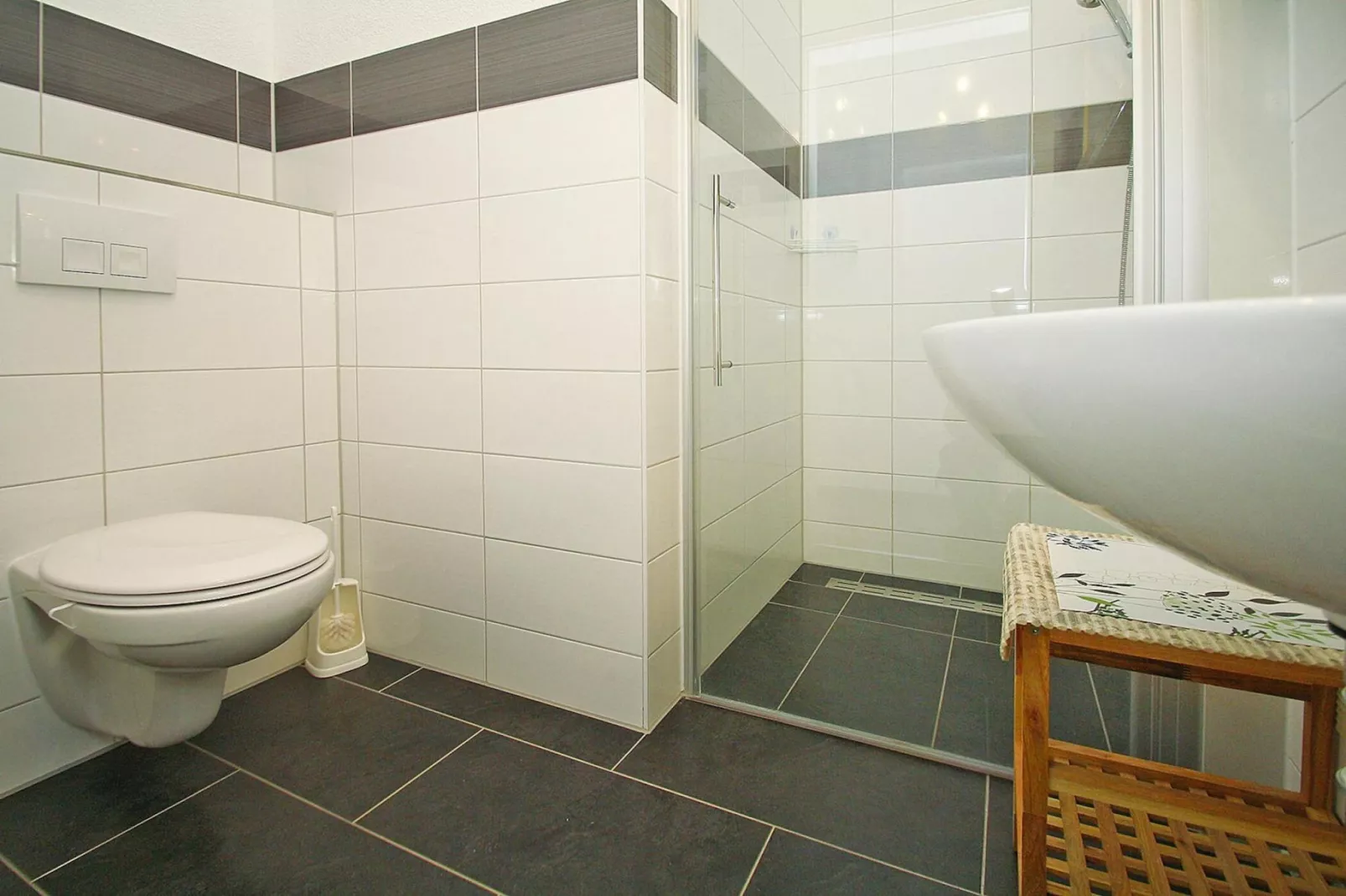 Stefan 57 qm-Badezimmer