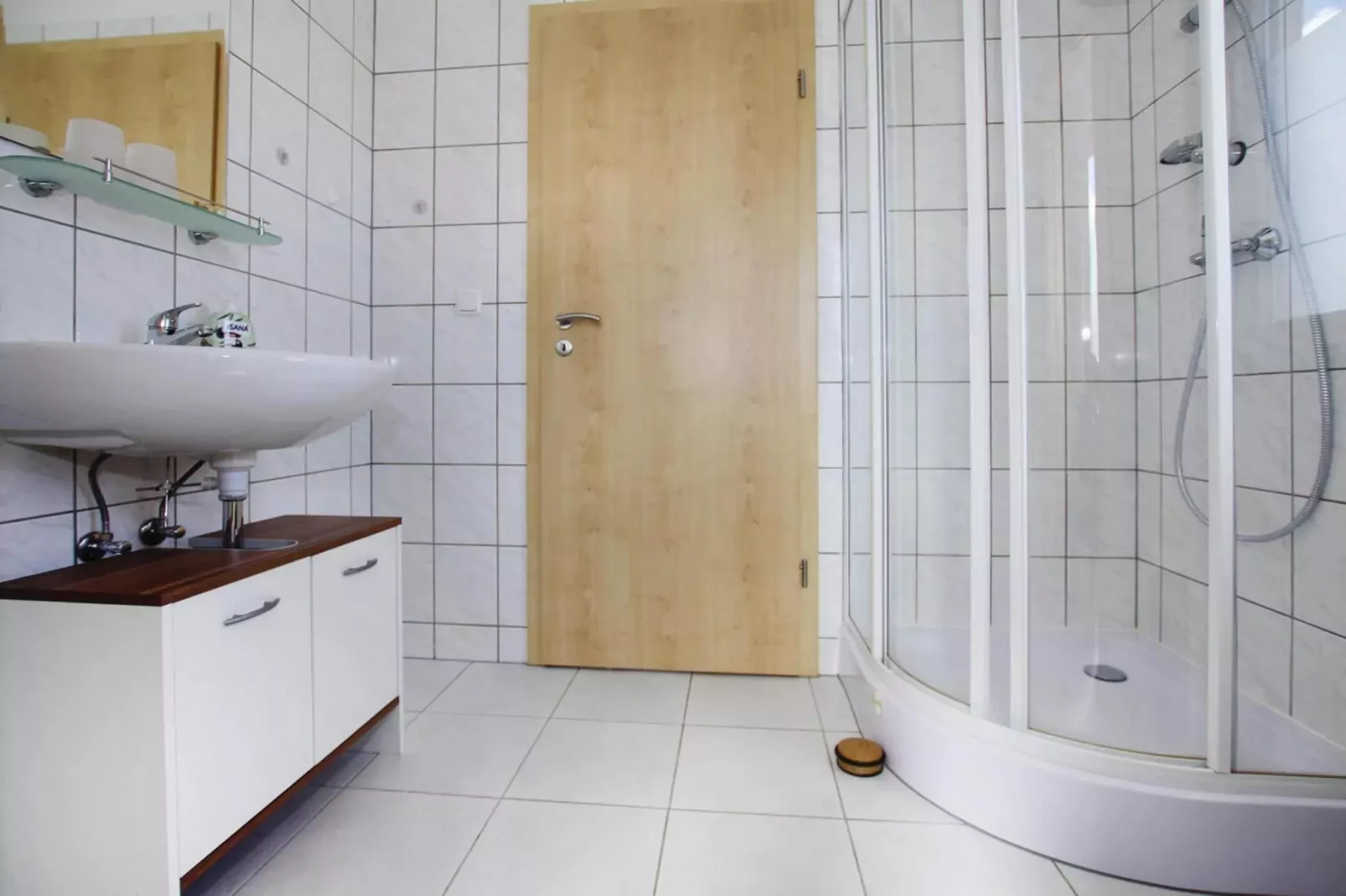 Ferienhaus Seeadler 62 qm-Bathroom