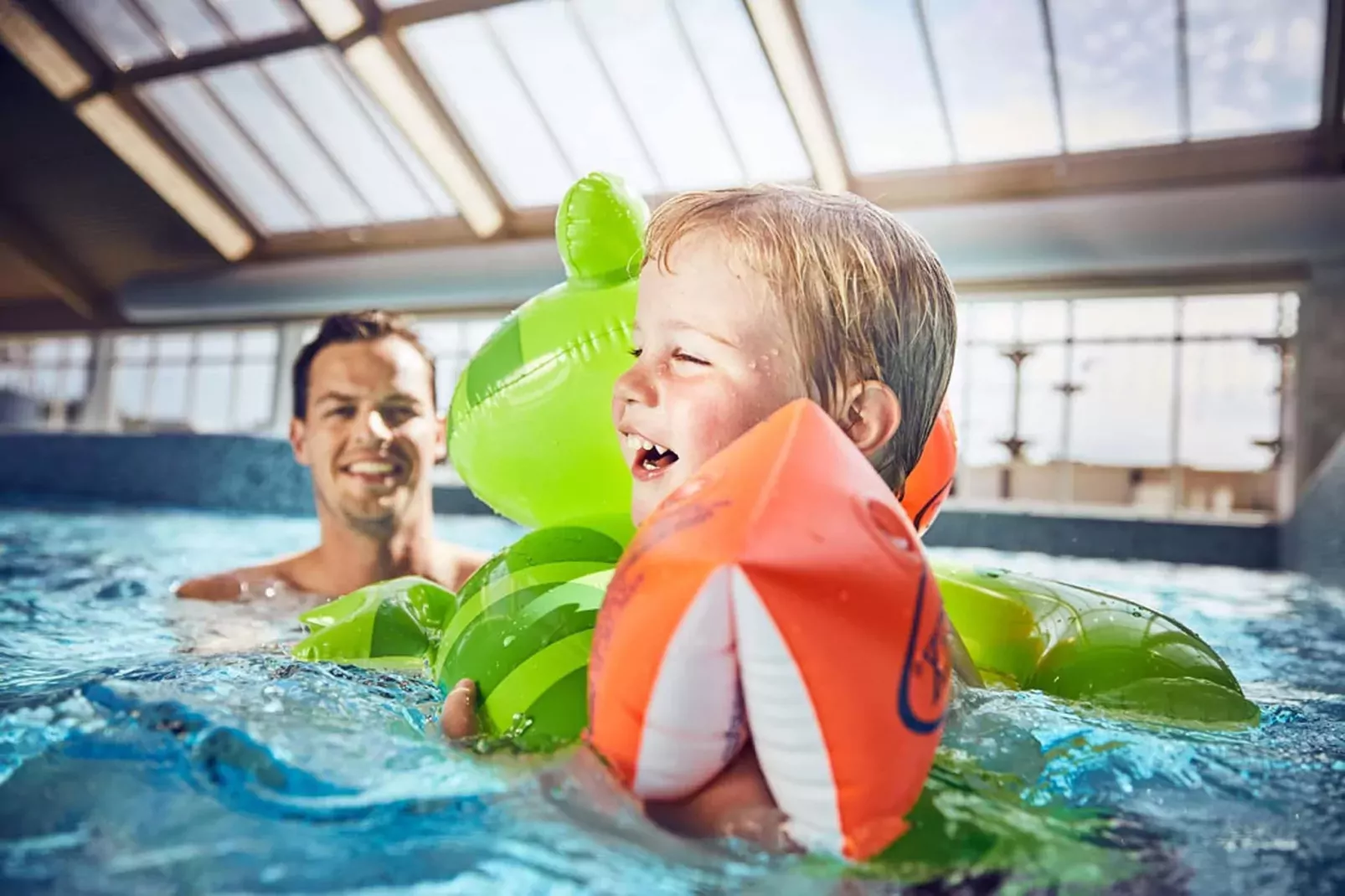 Vakantiepark de Krim 9-Schwimmbad