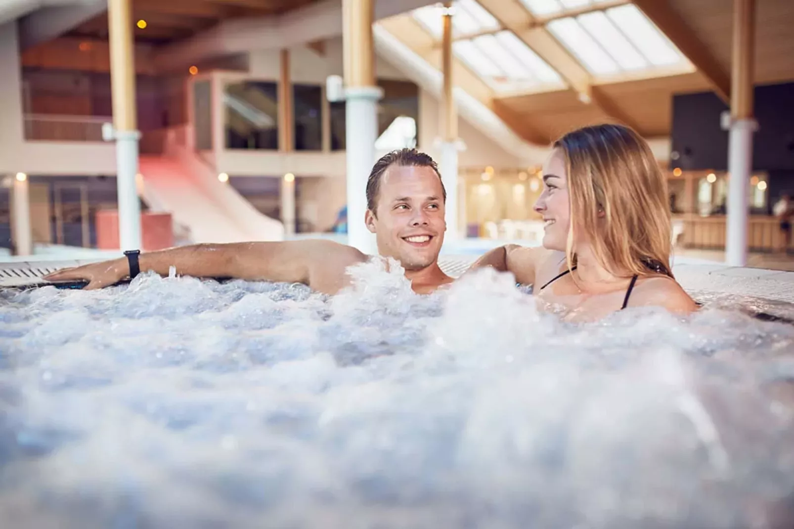 Vakantiepark de Krim 9-Schwimmbad