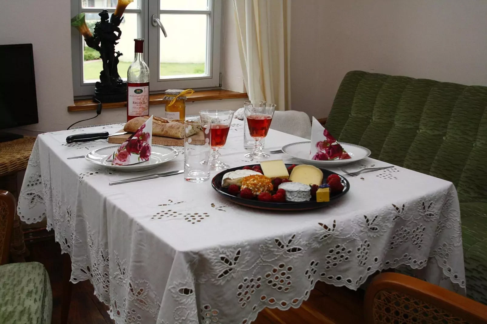 Großer Burgblick 45 qm Plau am See-Esszimmer
