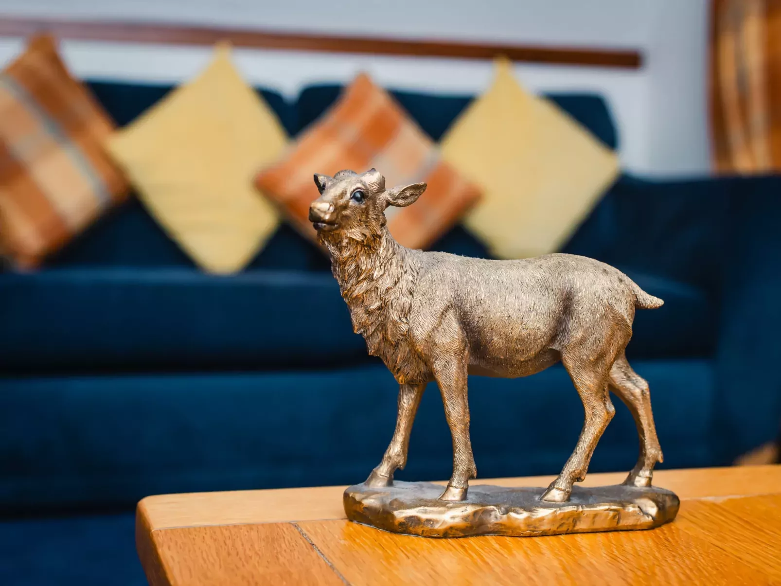 Ardlui Lodge-Inside