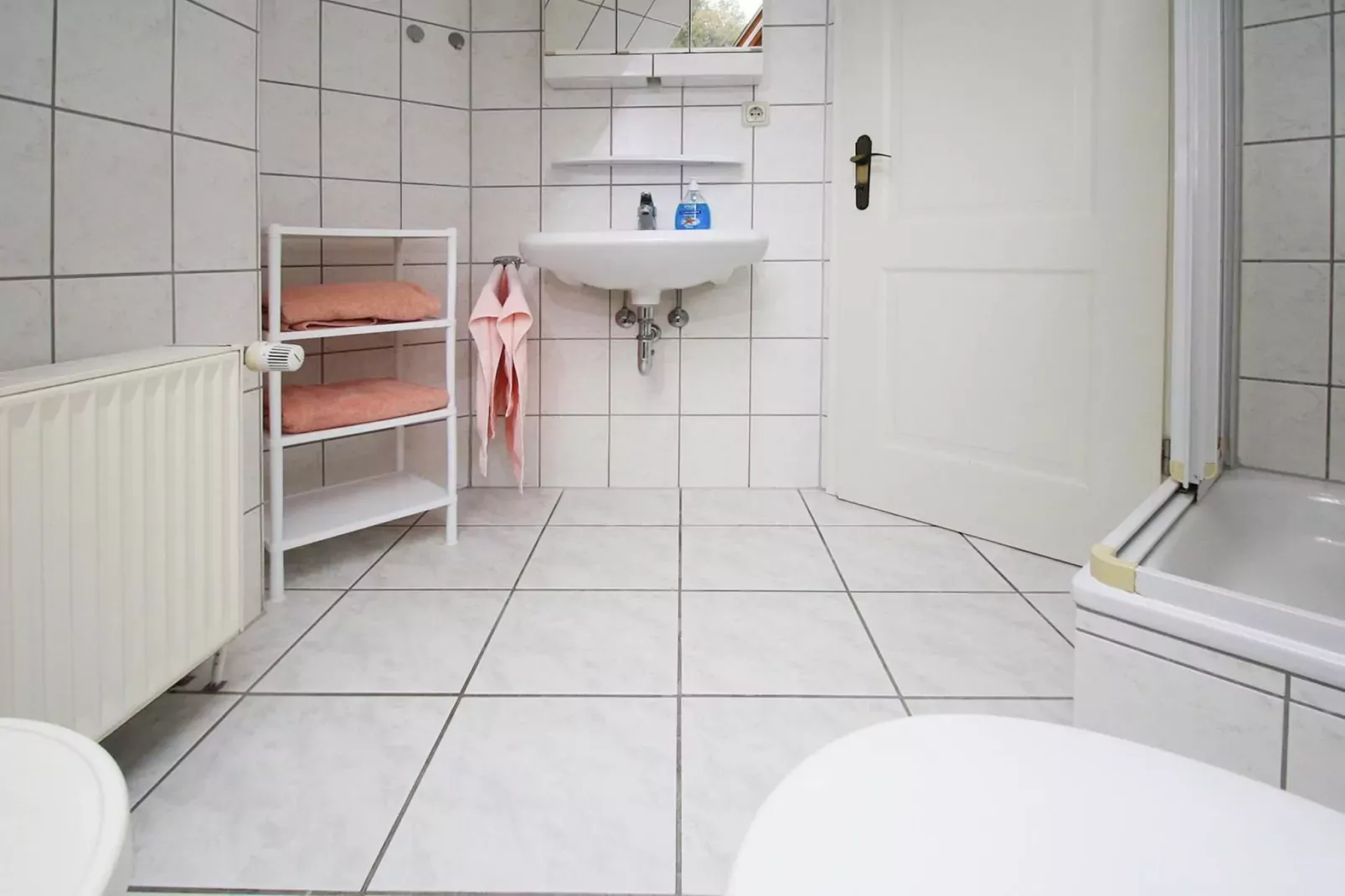 Fewo 2 60 qm-Bathroom