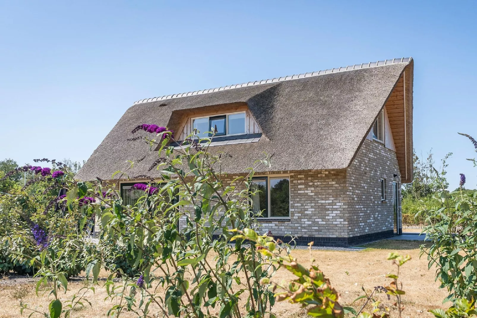 't Hoogelandt 1-Exterior summer