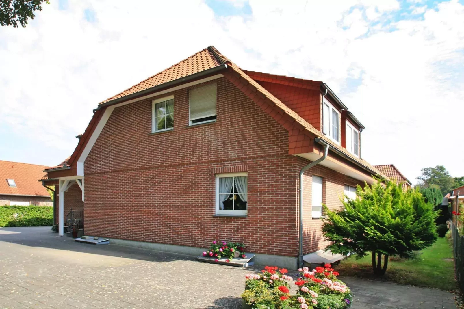 Fewo 2 60 qm-Exterior summer