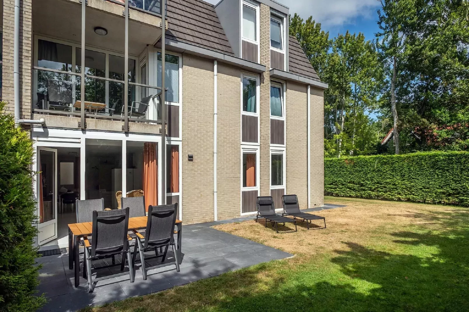Residentie Californië 3-Exterior summer