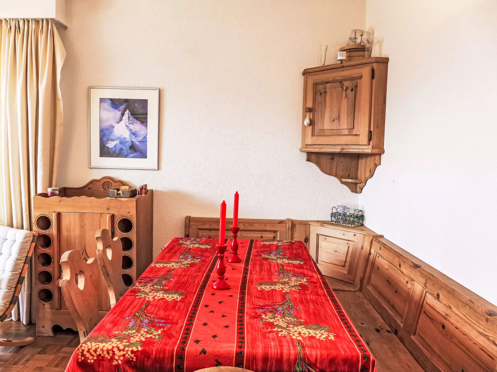Marigny Cervin C19-Inside