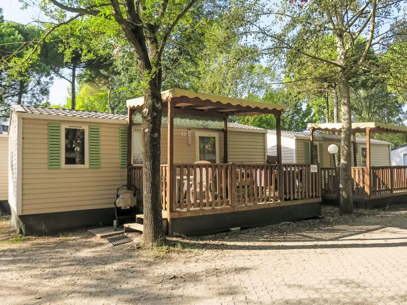 Camping Laguna Village-Drinnen