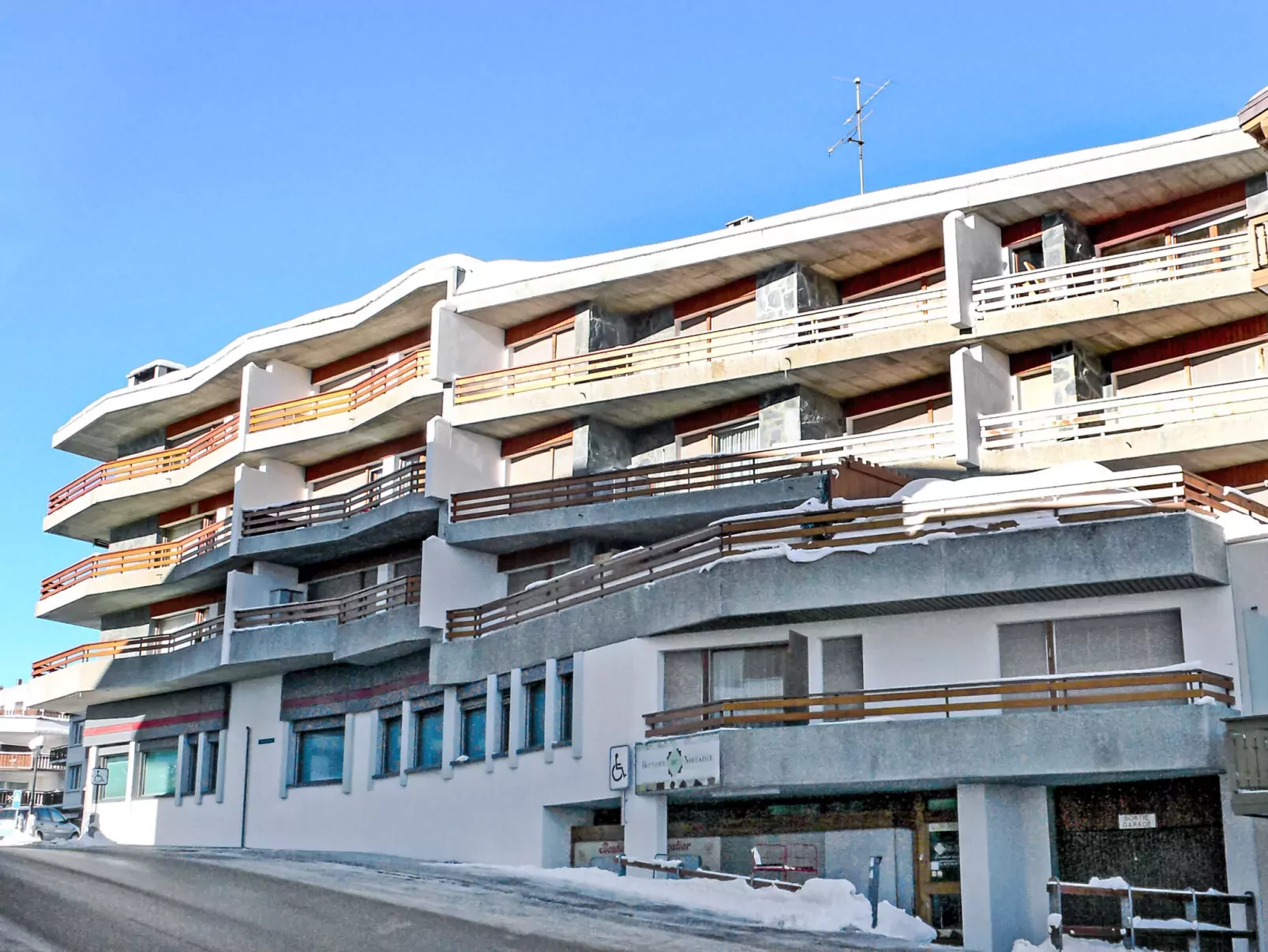 Rond-Point Apt. 20-Dehors