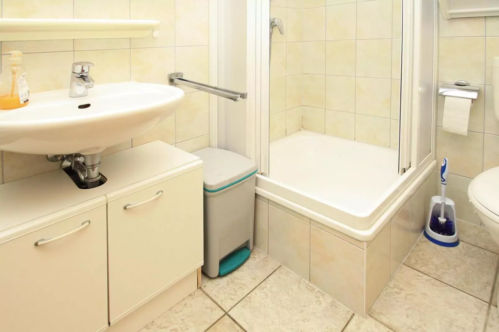 Bootshaus Schleusenblick-Bathroom