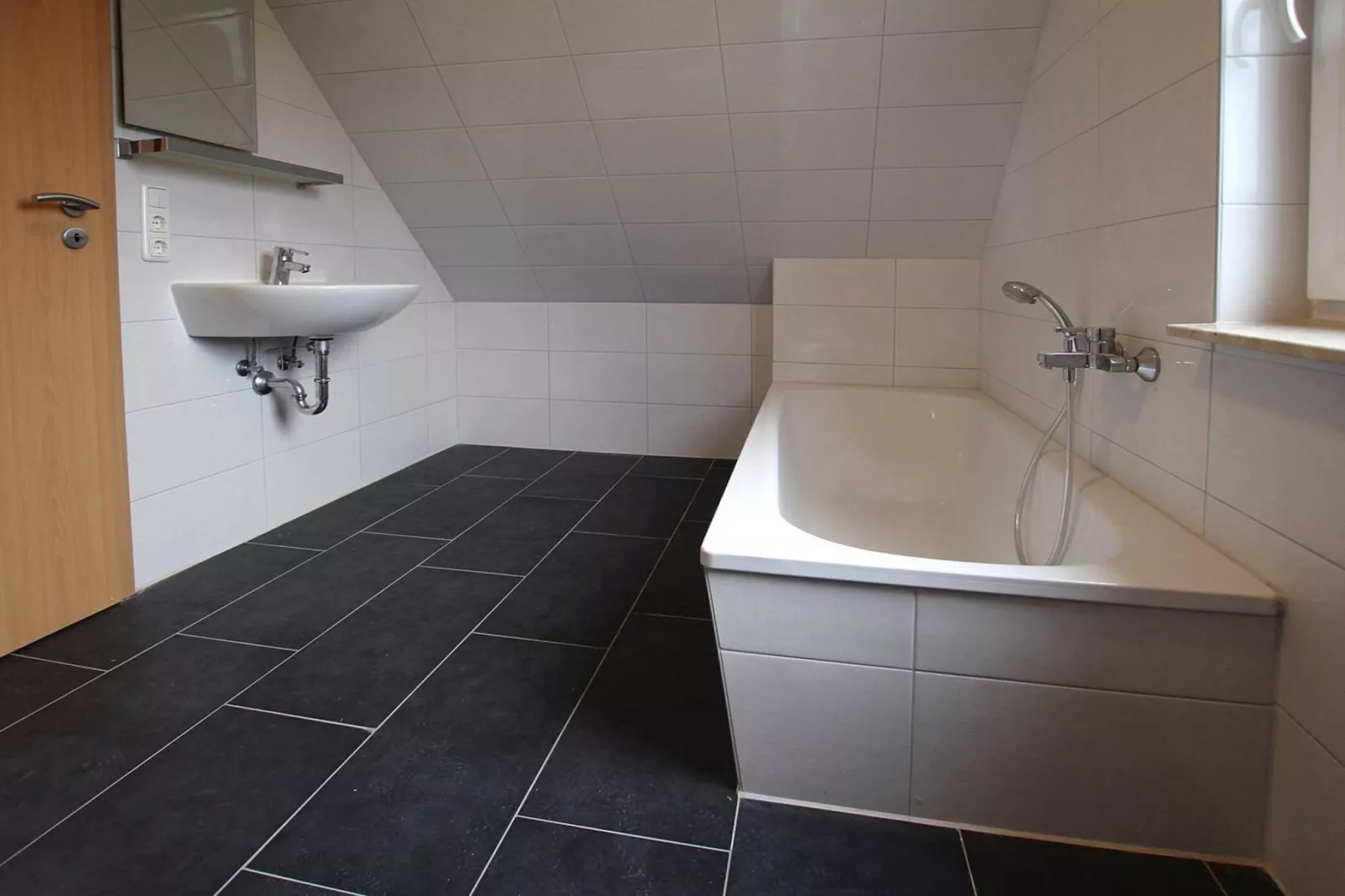 Kiebitz neu 100 qm-Bathroom