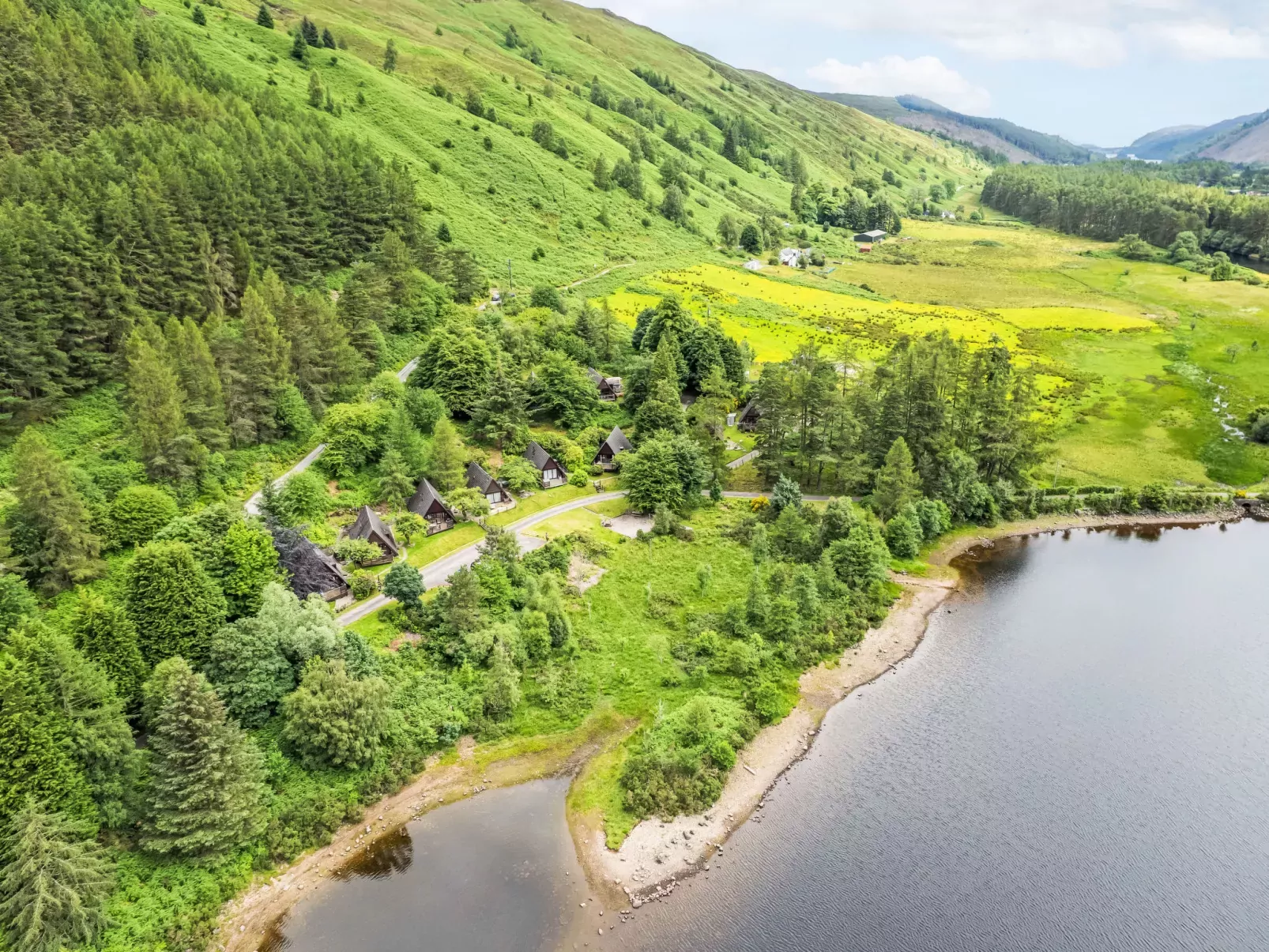 Loch Lochy Retreat-Outside