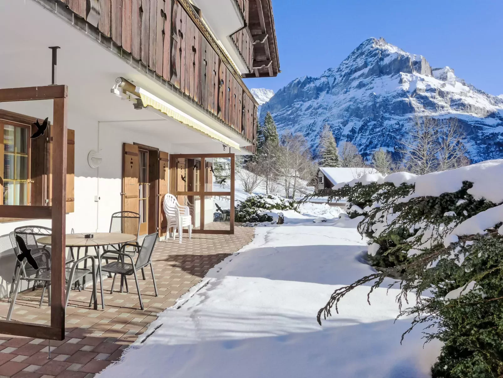 Chalet Hori-Draußen