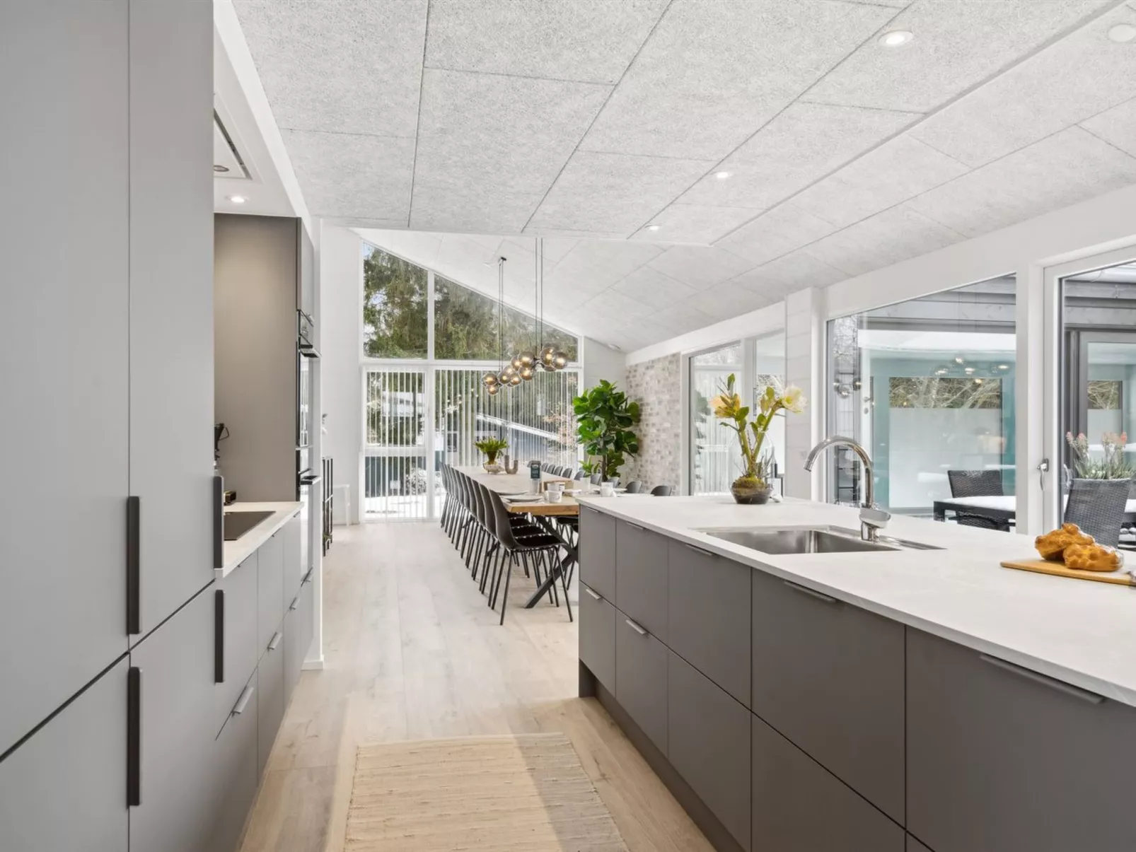 "Lanessa" - 800m from the sea-Inside