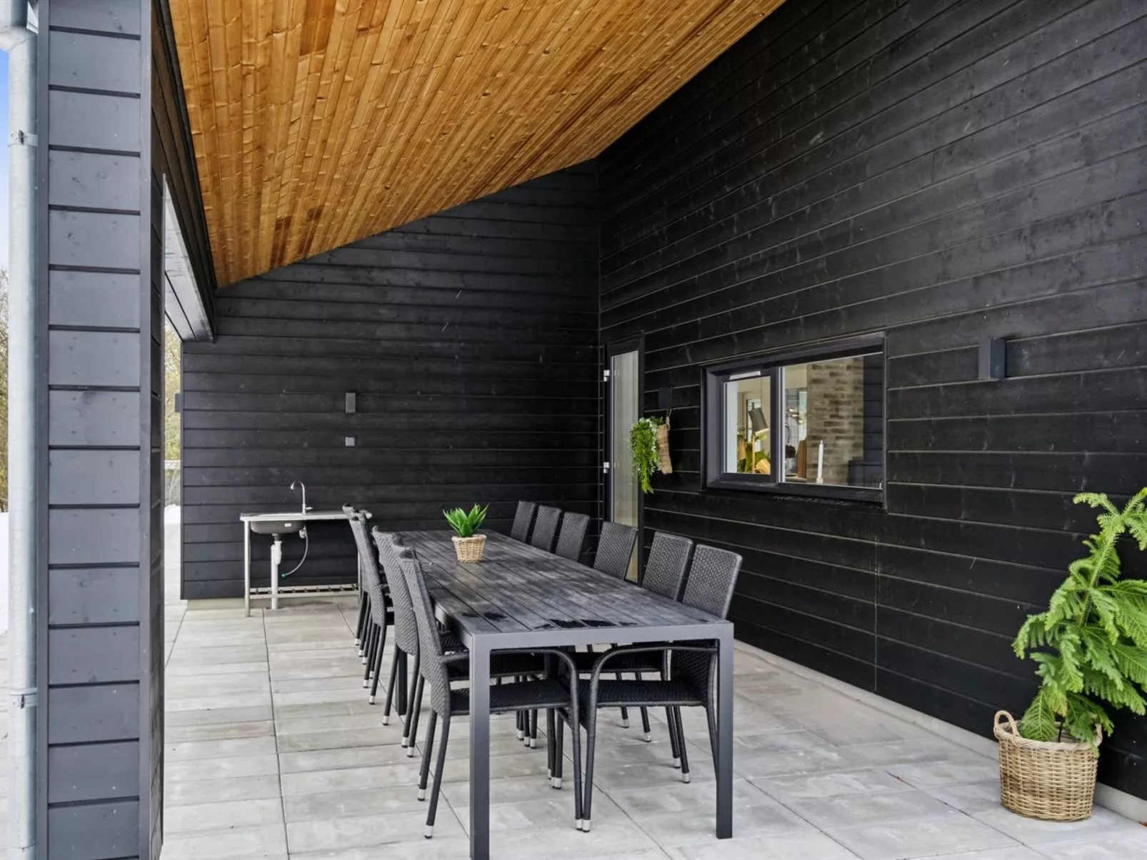 "Lanessa" - 800m from the sea-Outside