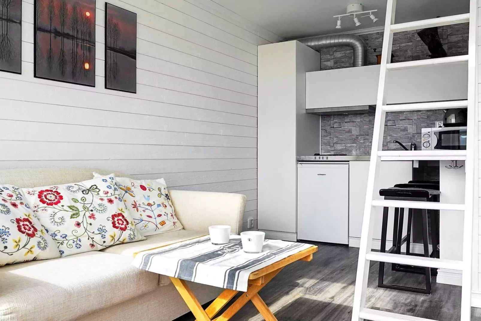 2 person holiday home in Rönnäng-Indoor