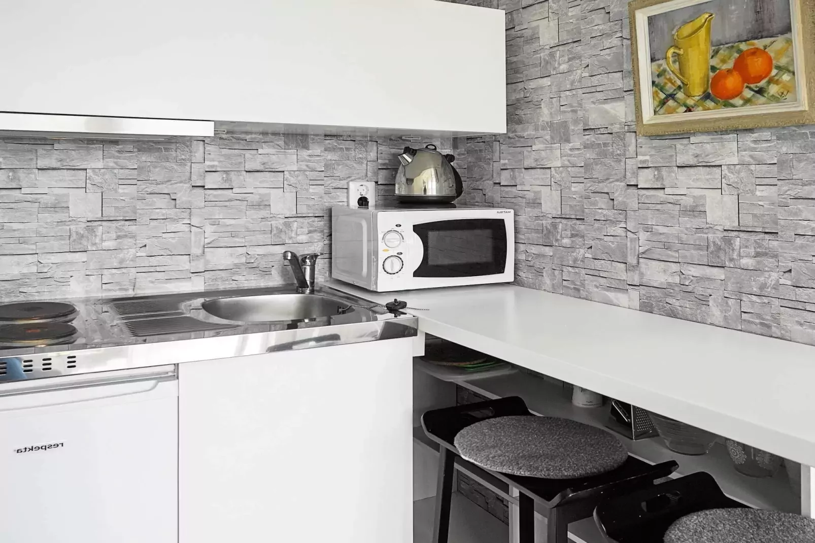 2 person holiday home in Rönnäng-Indoor