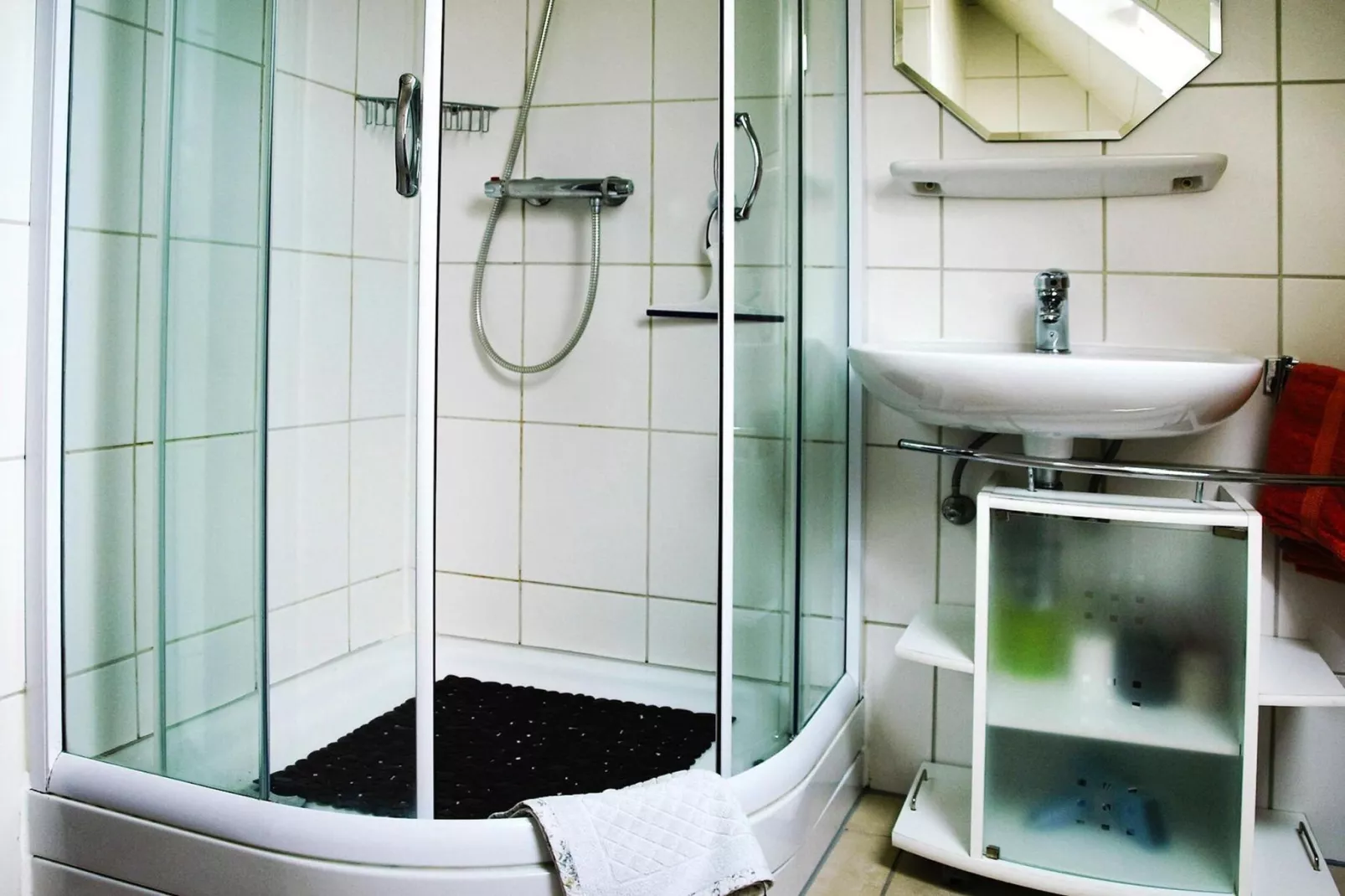 Reihenhaus Neßmersiel-Bathroom