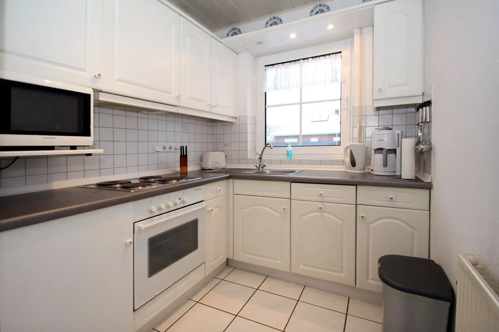 Doppelhaushälfte Friesenglück Neßmersiel-Kitchen