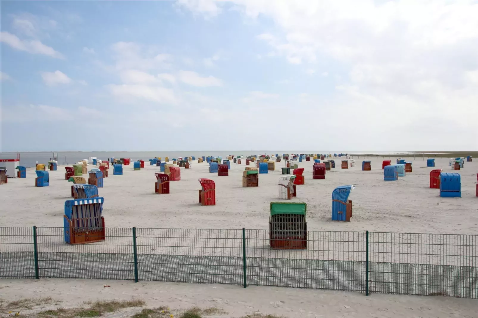 Doppelhaushälfte Friesenglück Neßmersiel-Areas summer 1km