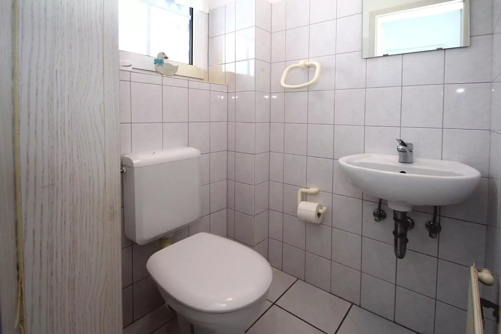 Doppelhaushälfte Friesenglück Neßmersiel-Bathroom
