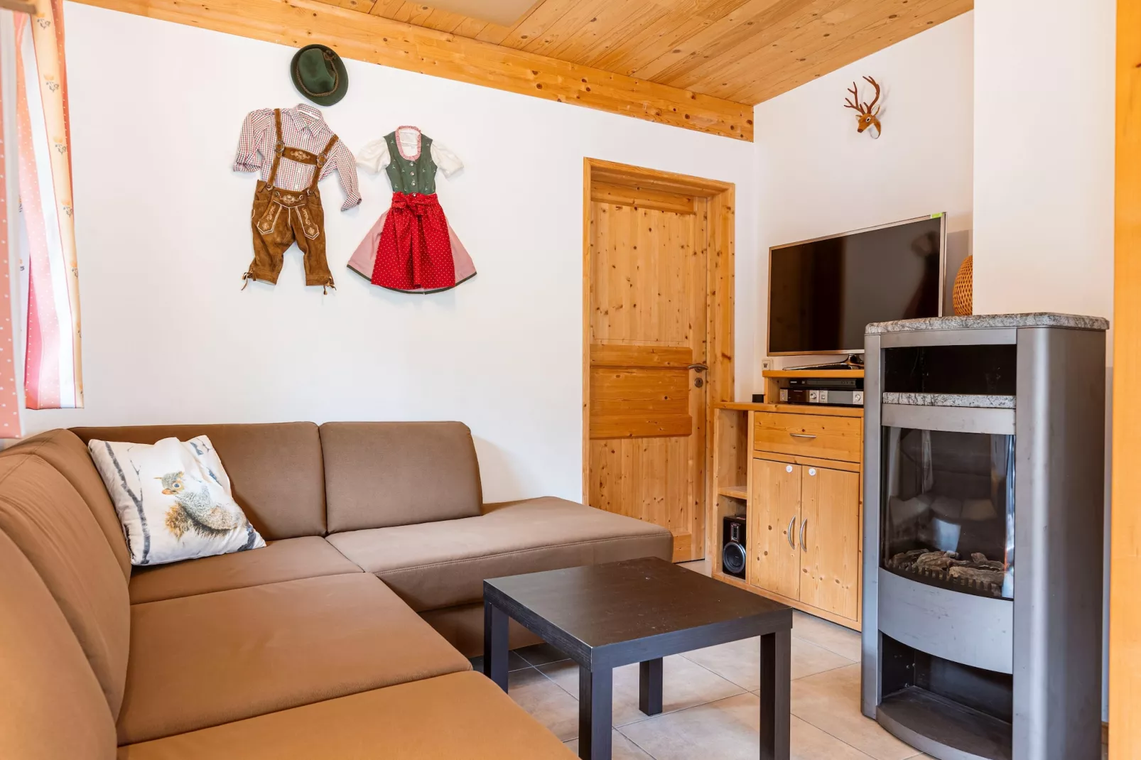 Alpendorf Dachstein West 1-Living room