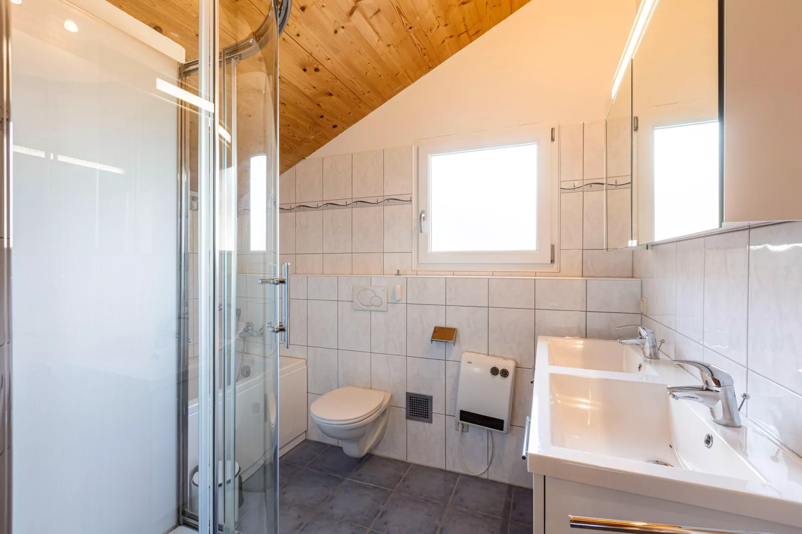 Alpendorf Dachstein West 1-Bathroom