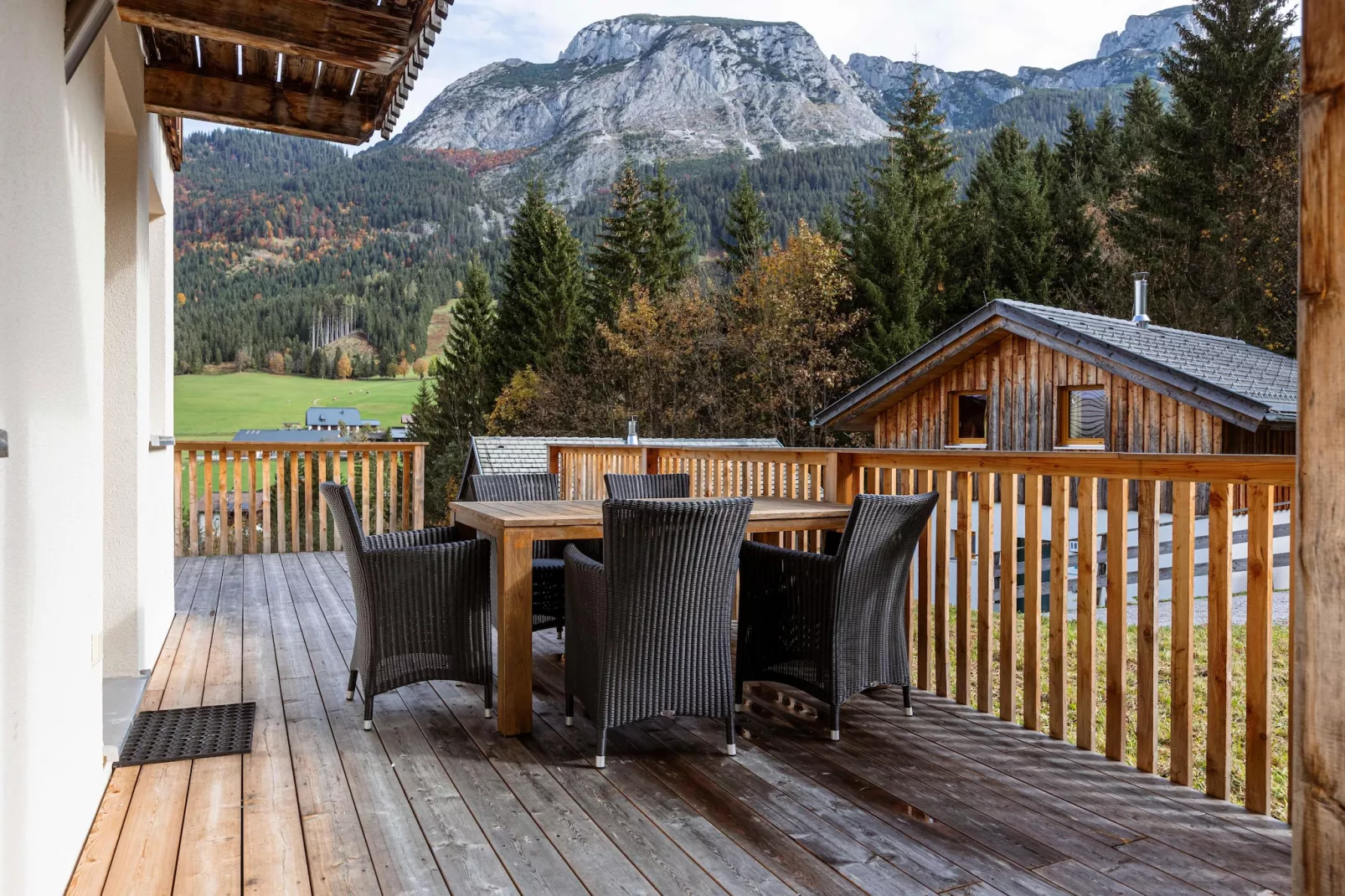 Alpendorf Dachstein West 1-Terrace balcony