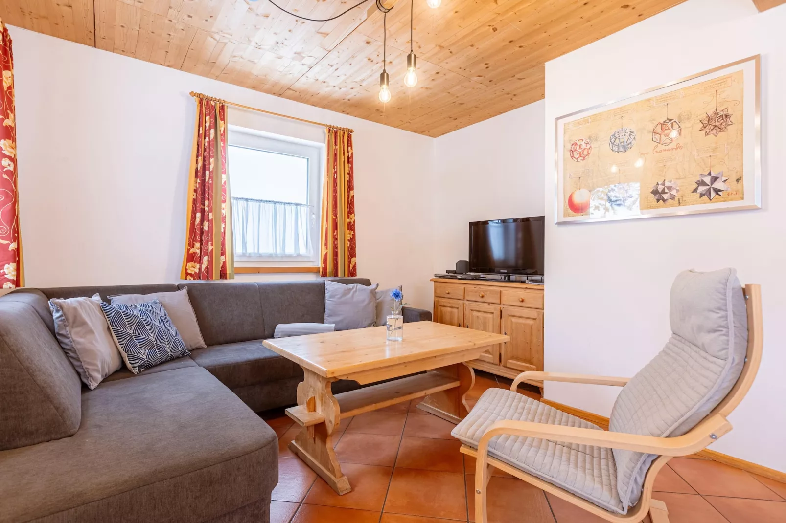 Alpendorf Dachstein West 2-Living room