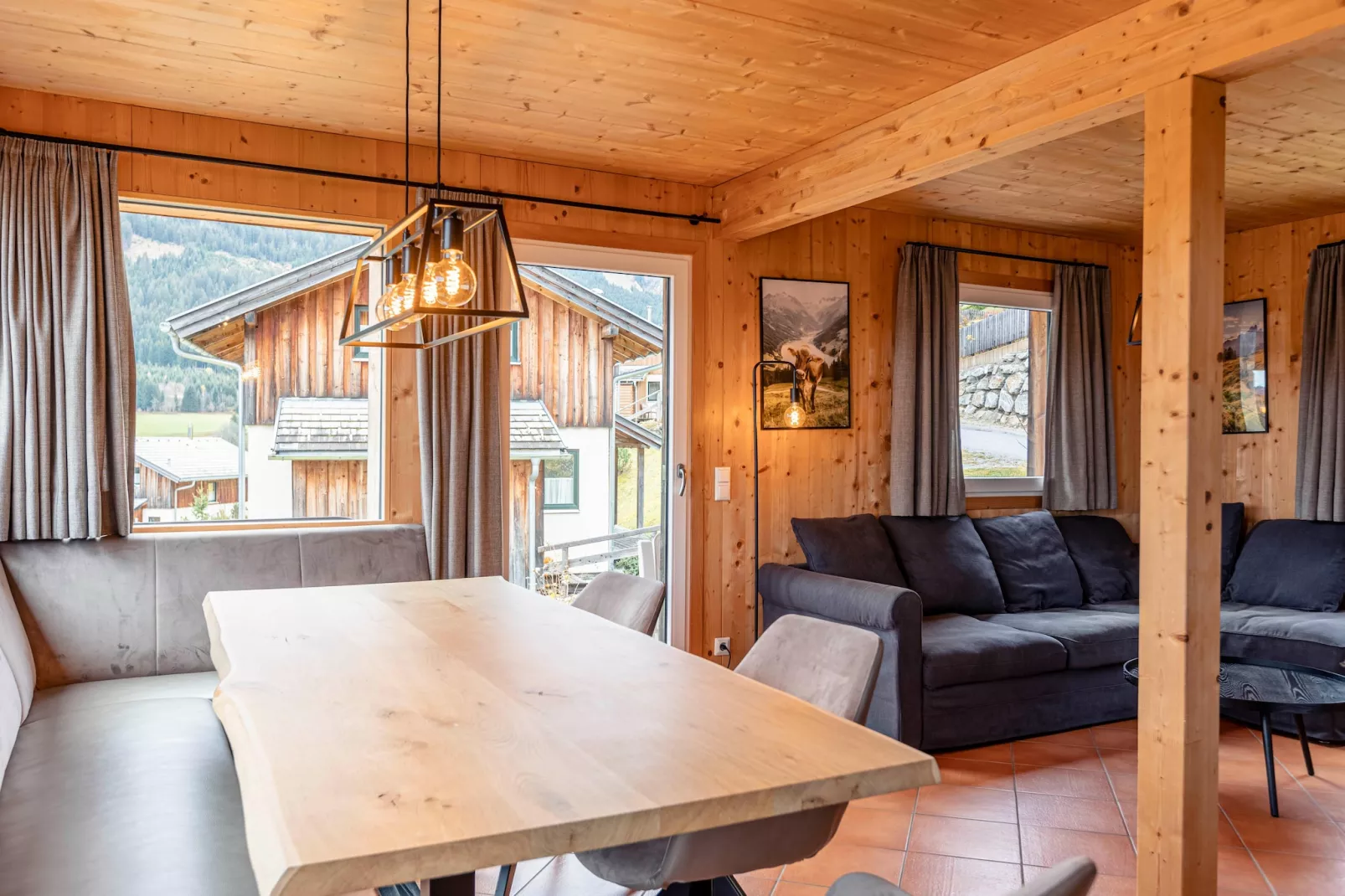 Alpendorf Dachstein West 3-Living room