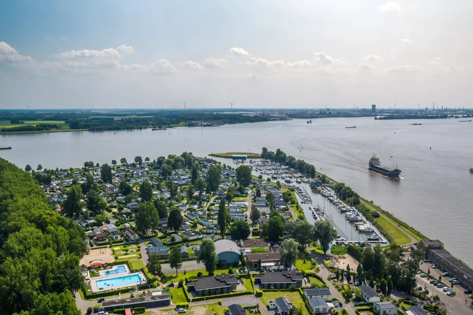 Resort De Biesbosch 4-Parkeinrichtungen